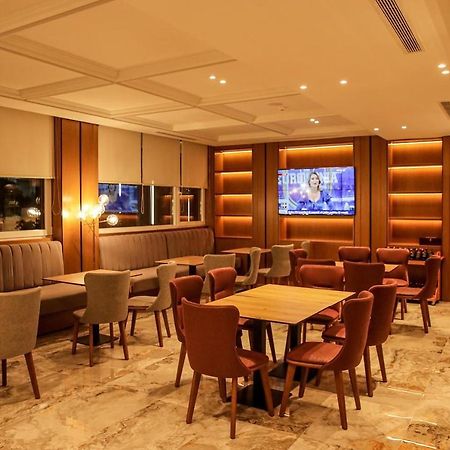 Shëngjin Rozafa Blu Hotel מראה חיצוני תמונה