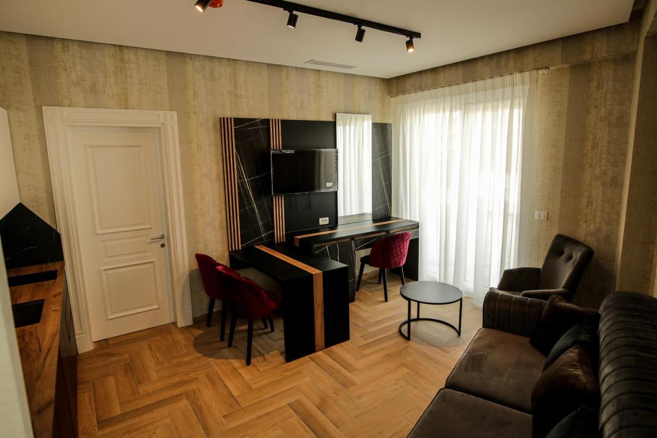 Shëngjin Rozafa Blu Hotel מראה חיצוני תמונה