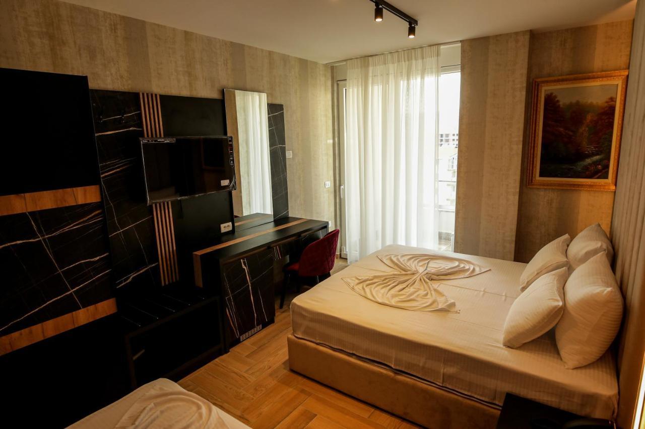 Shëngjin Rozafa Blu Hotel מראה חיצוני תמונה