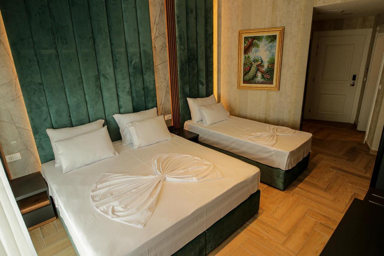 Shëngjin Rozafa Blu Hotel מראה חיצוני תמונה