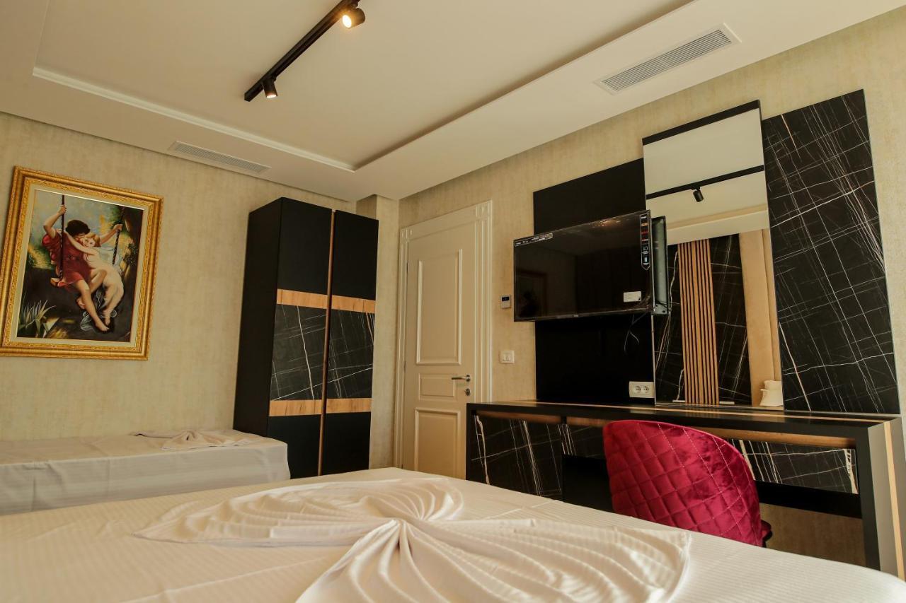 Shëngjin Rozafa Blu Hotel מראה חיצוני תמונה