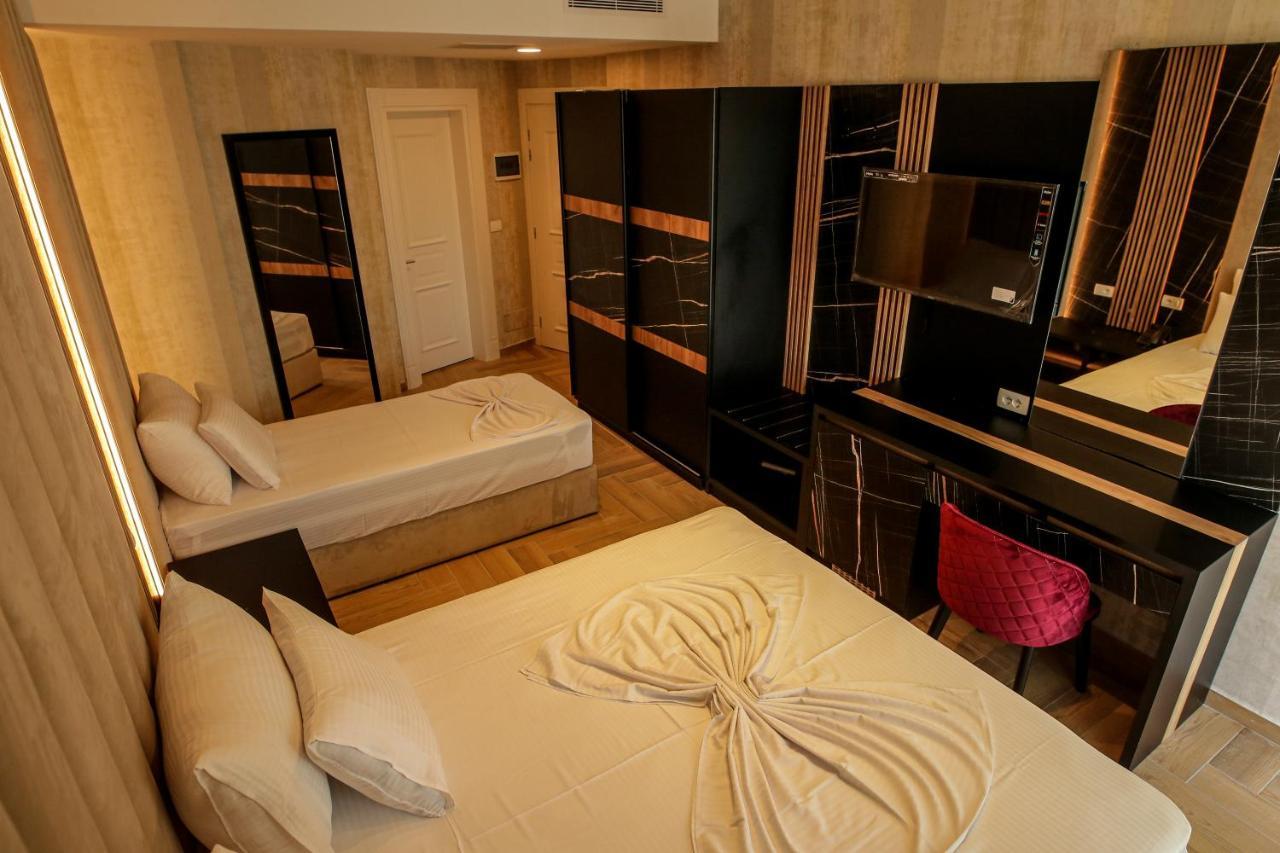 Shëngjin Rozafa Blu Hotel מראה חיצוני תמונה