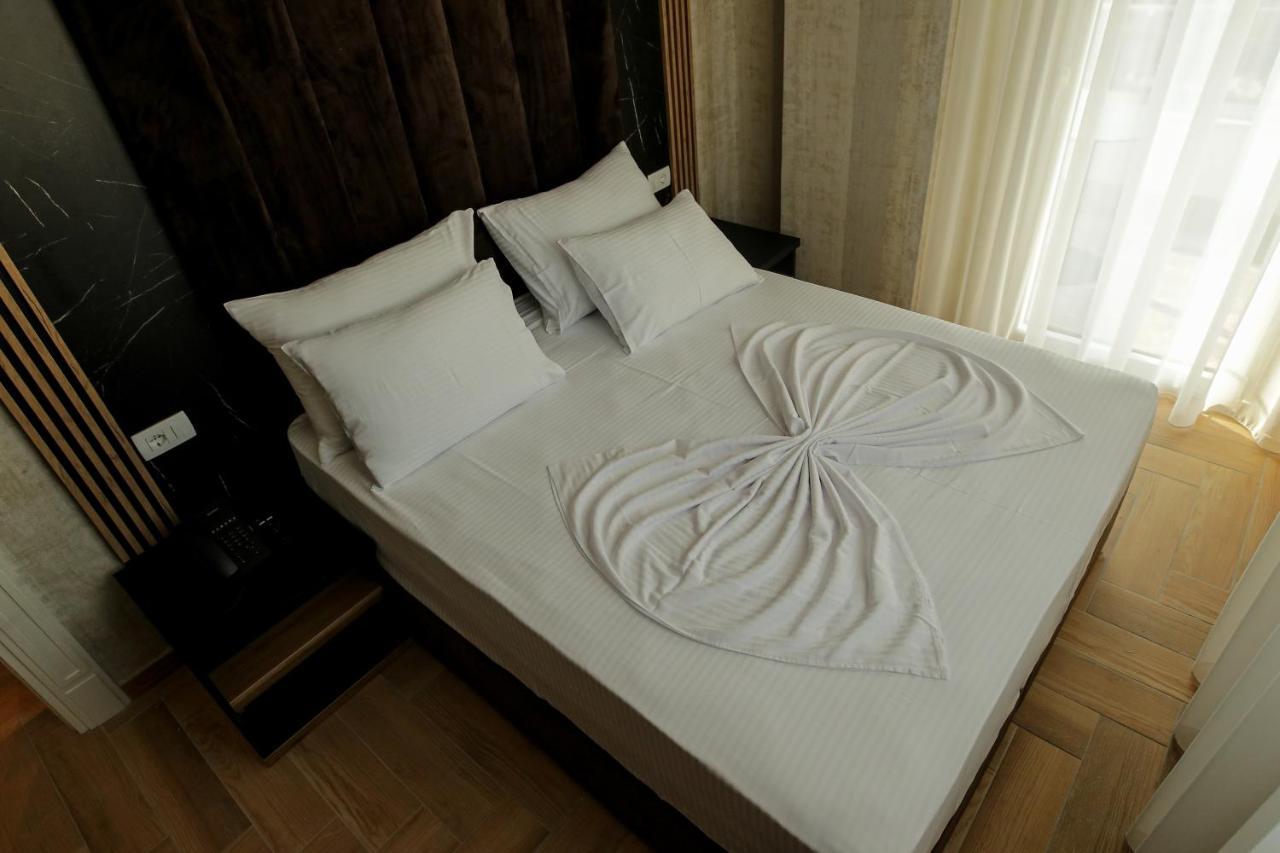 Shëngjin Rozafa Blu Hotel מראה חיצוני תמונה