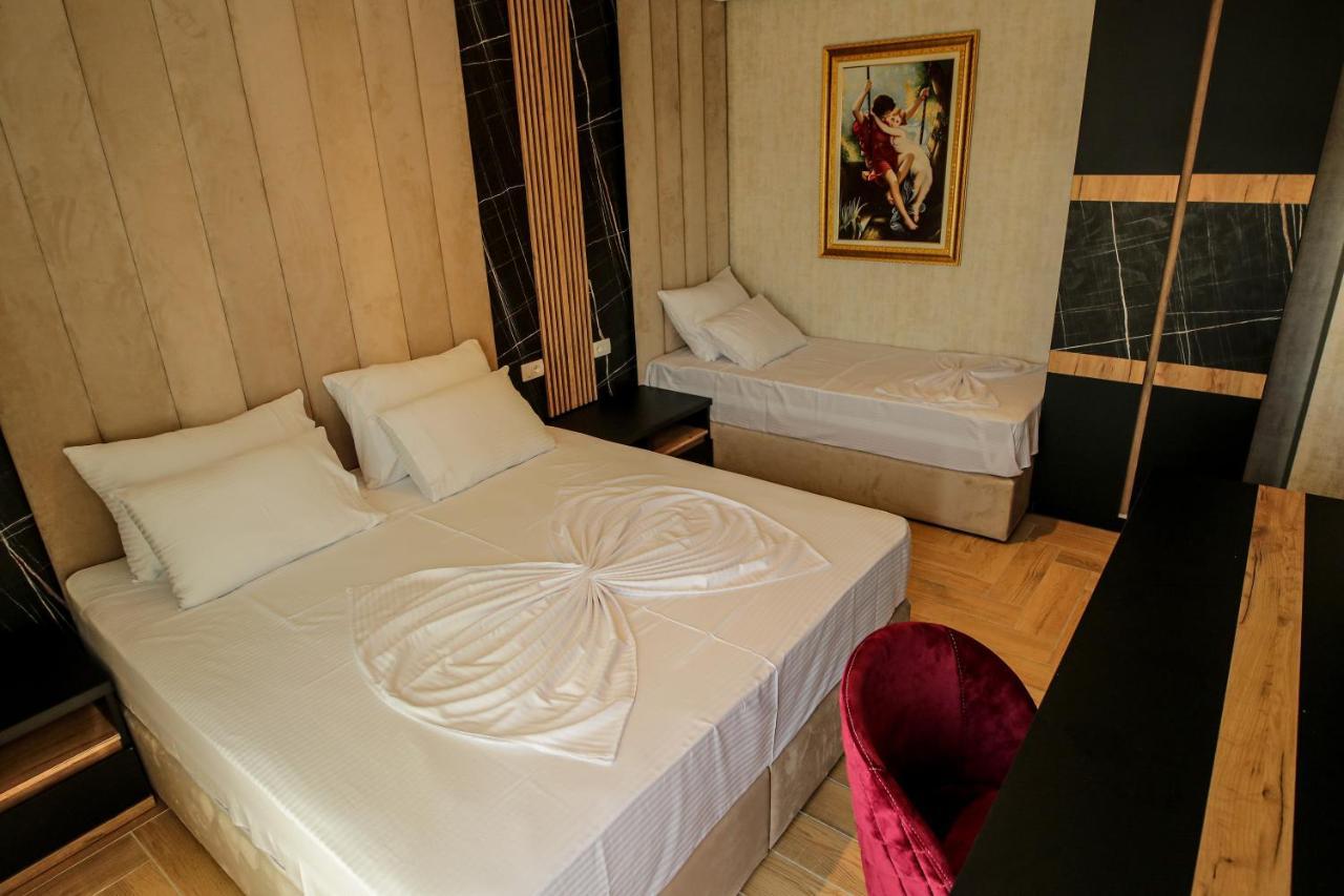 Shëngjin Rozafa Blu Hotel מראה חיצוני תמונה